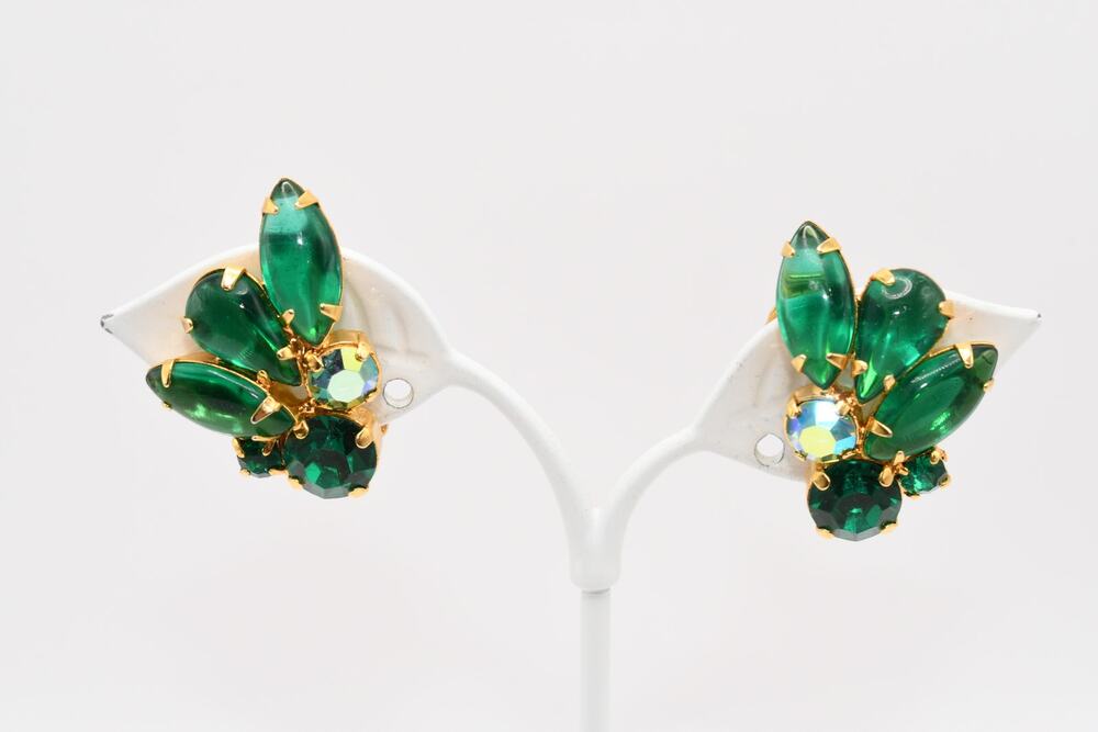 Vintage Juliana Style Green Rhinestone Clip On Earrings Gold Tone AB